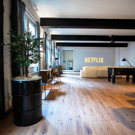 Design Loft - 200Qm2 - Heimkino - Bestlage - Parkplatz Wiesbaden Exterior photo